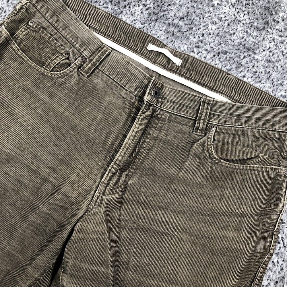 L.L. Bean Pants Mens 38x30 Brown Corduroy Standard Fit Straight Leg Khakis